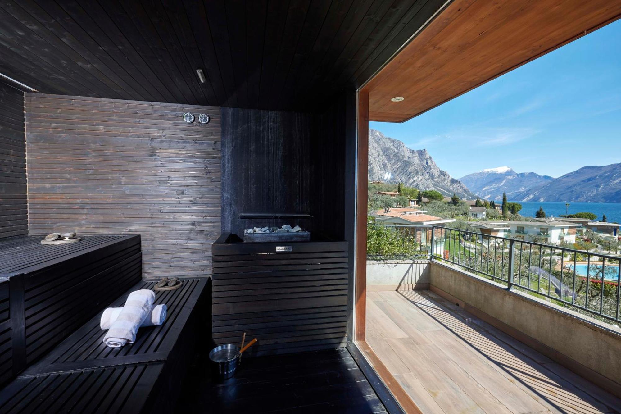 Hotel Atilius - Adults Only Limone sul Garda Exteriör bild