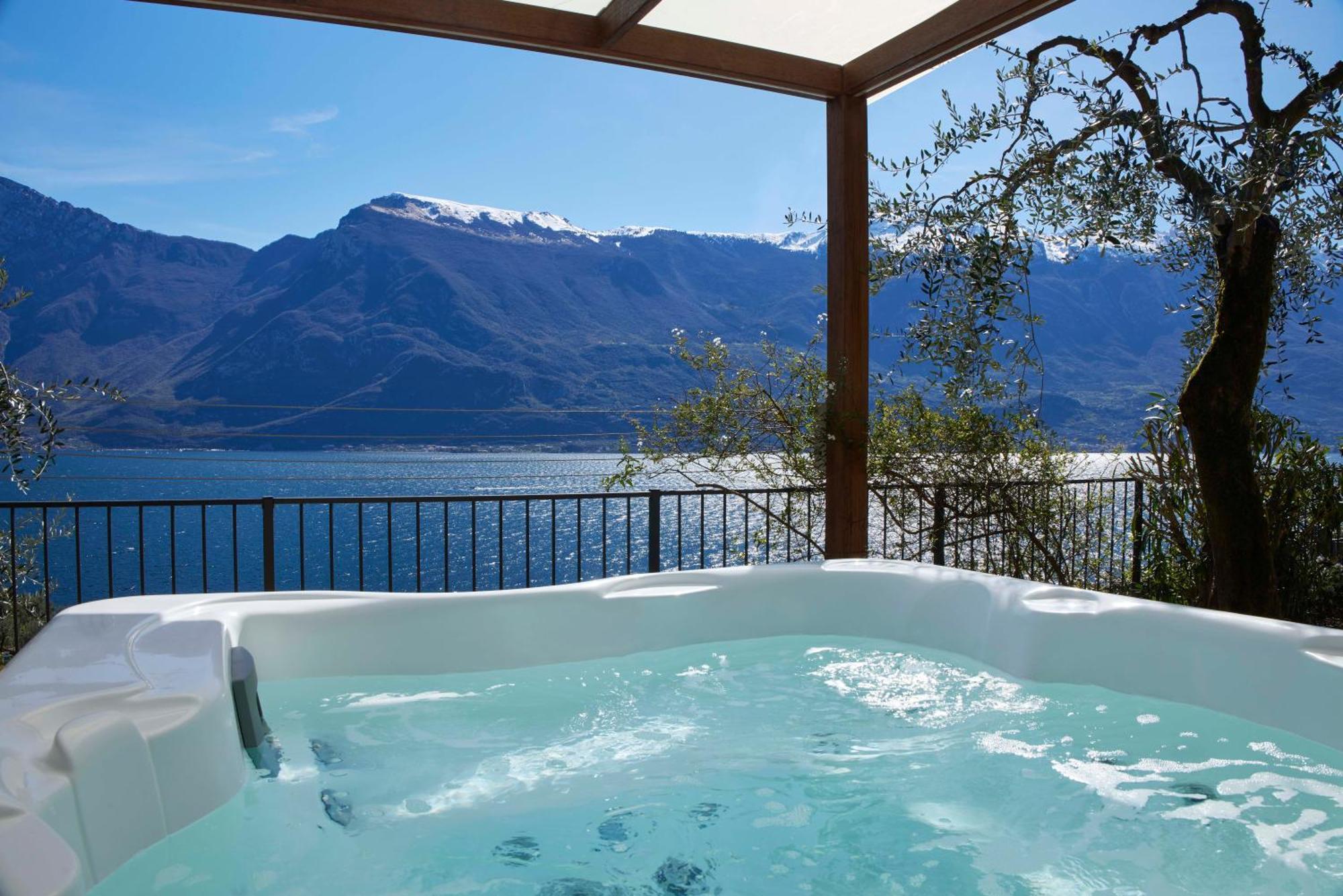 Hotel Atilius - Adults Only Limone sul Garda Exteriör bild
