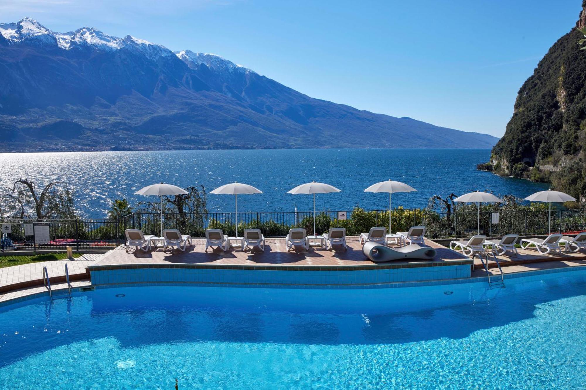 Hotel Atilius - Adults Only Limone sul Garda Exteriör bild