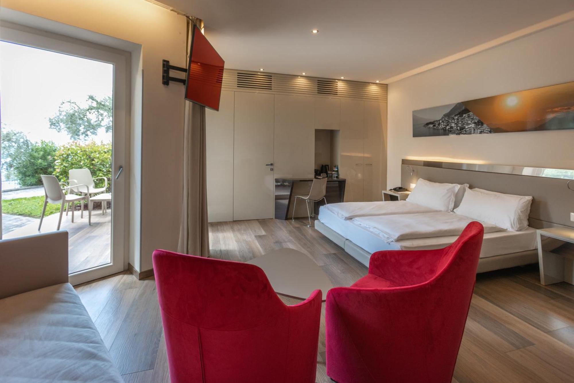 Hotel Atilius - Adults Only Limone sul Garda Rum bild